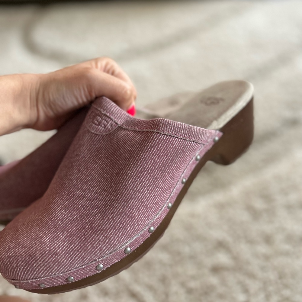 Wooden clogs UGG